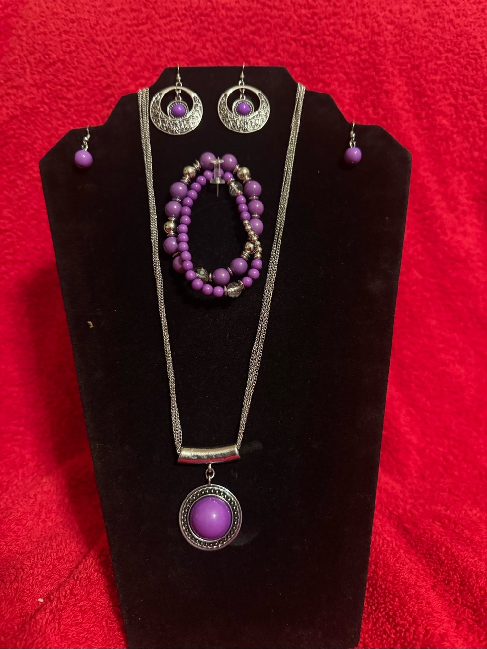 Paparazzi 5 PC Purple Beaded Jewelry Set NWOT😊😊